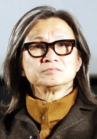 Peter Ho-Sun Chan 