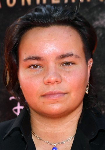 Zoe Terakes / Jeri