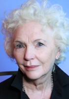 Fionnula Flanagan / Babcia / Macha