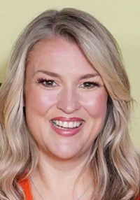 Sara Davies III