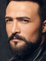 Fatih Ayhan 