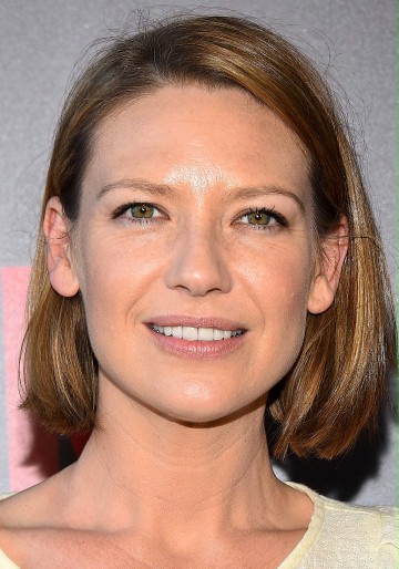 Anna Torv / Olivia Dunham / Alternatywna Olivia Dunham / William Bell