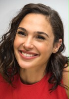 Gal Gadot / Rachel Stone