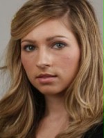Samantha Kelly / 