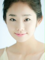 Hwa-yeong Lim / Młoda Seong-sim