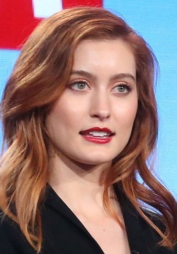 Olivia Macklin / Becky Monreaux