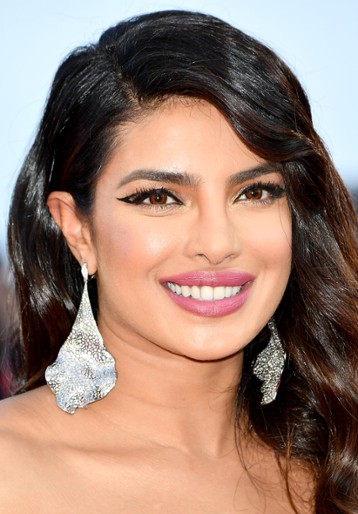 Priyanka Chopra Jonas / Nadia Sinh