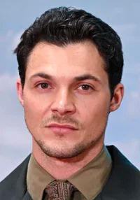 Gabriel Tierney 