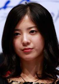 Yuriko Yoshitaka 