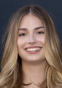 Roxy Dekker 