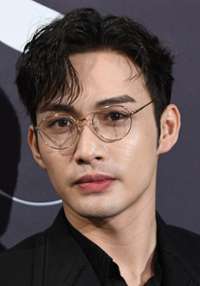 Vin Zhang 