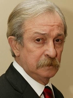 Savas Dinçel / Generał Ismet Pasa