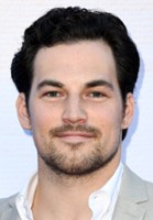 Giacomo Gianniotti / Sam Stoller