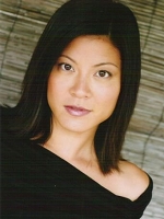 Rebecca Lin / Recepcjonistka