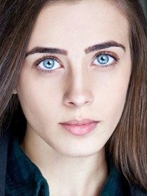 Julia Tomasone / Bianca Blackwell