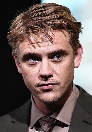 Boyd Holbrook / Clement Mansell