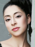 Olivia Maria Lopez / Nadia