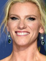 Lindsay Shookus 