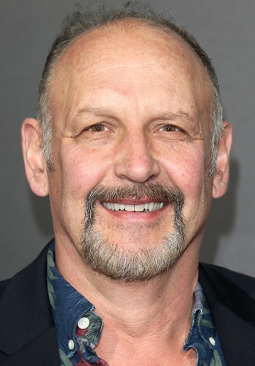 Nick Searcy / Pan Donnelly