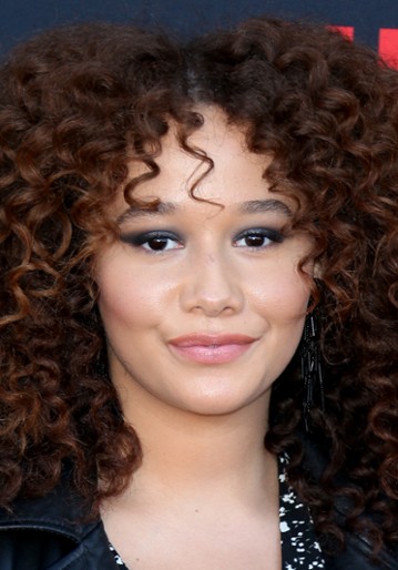 Talia Jackson / Jade McKellan