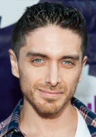 Josh Keaton / Zarażony