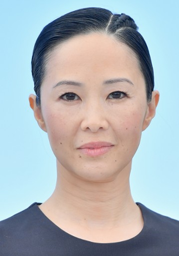 Linh Dan Pham / Sandy Bui