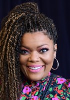 Yvette Nicole Brown / Rosaleen