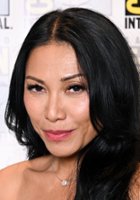Anggun / 