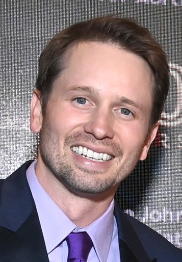 Tyler Ritter / Lane