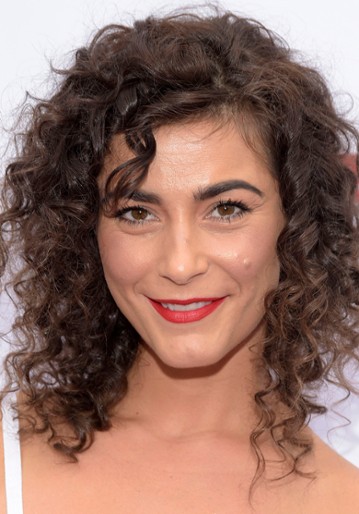 Elysia Rotaru / Victoria Dodd