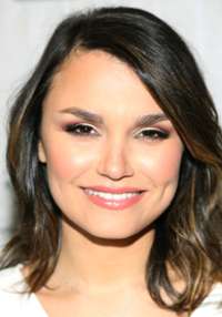 Samantha Barks 
