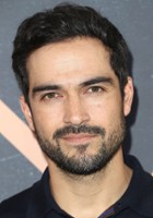 Alfonso Herrera / 