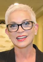 Elizabeth Gracen / Beth