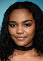 China Anne McClain / Uma