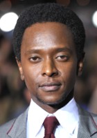 Edi Gathegi / Tres