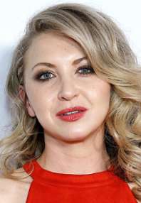 Nina Arianda 