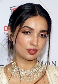 Kanika Dhillon 