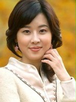 Mae-ri Lee / Dyrektorka Hong