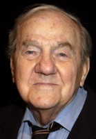 Karl Malden / Sierżant Jim Hobbson