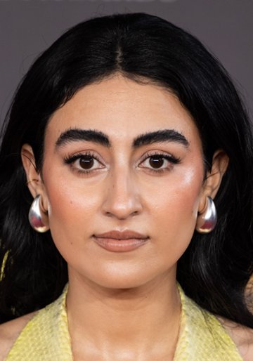 Afsaneh Dehrouyeh / Student