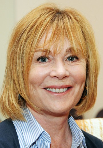 Roxanne Hart / Frances