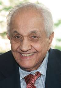 Andrew Sarris 