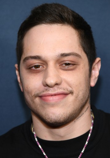 Pete Davidson / 