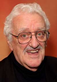 Bernard Cribbins 