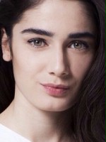 Elif Taş 