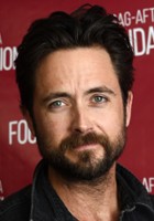 Justin Chatwin / Robbie