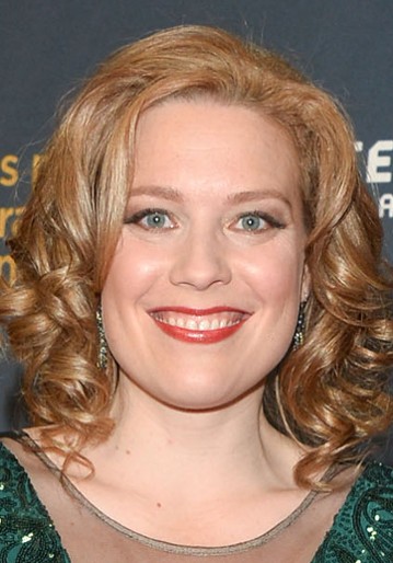 Kate Hewlett / Sarah