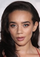 Hannah John-Kamen / Nieznajoma