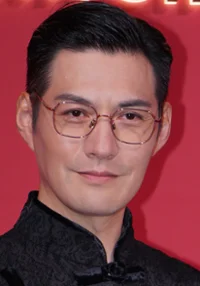 Yikuan Yan 