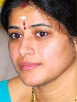 Sudha / Lakshmi, żona Raghupathiego